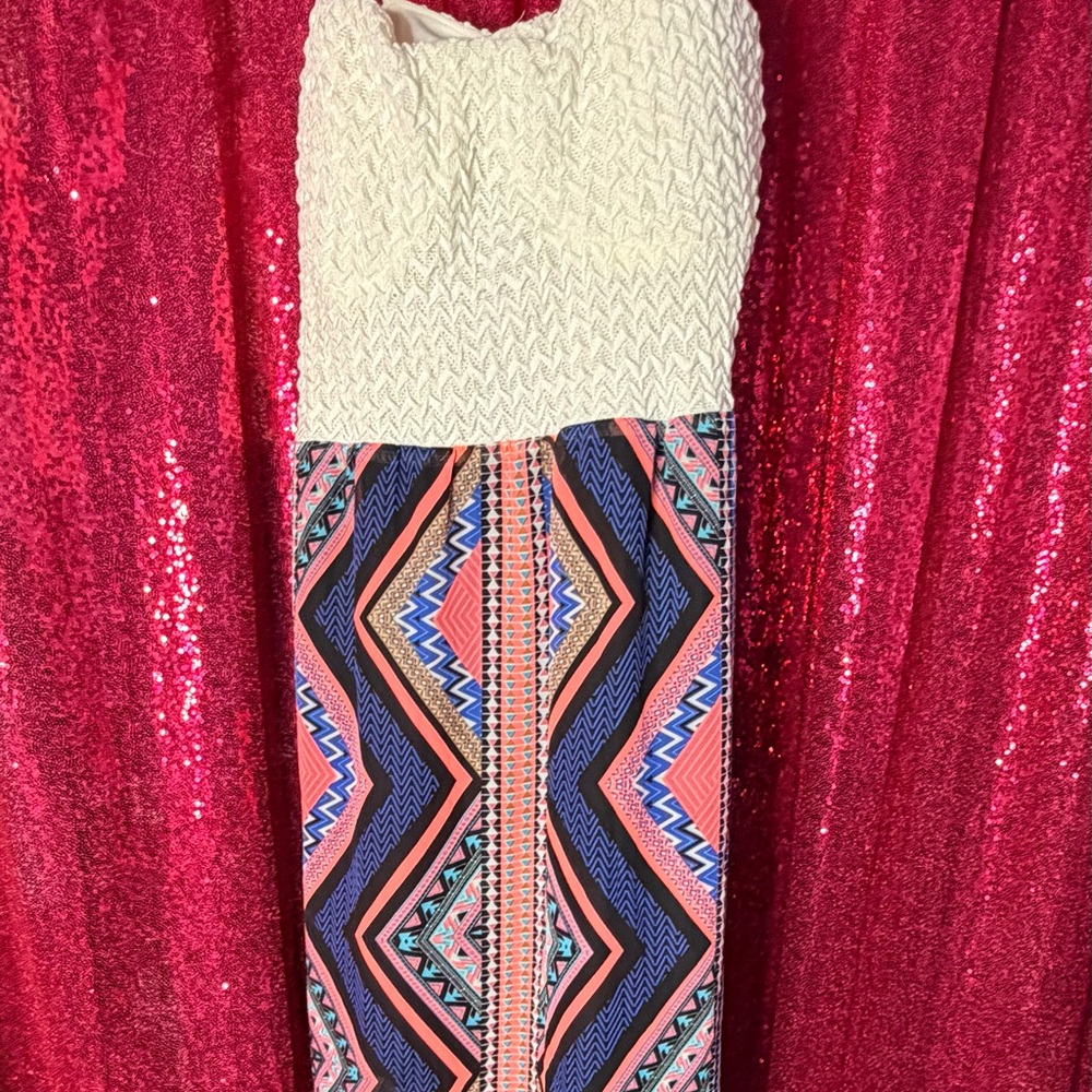Rue21 Cream and Multicolor Geometric Maxi Dress